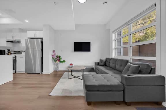 Bridgeland Hillside Charm