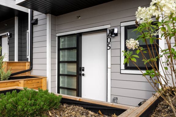 Modern Villa in the heart of Crescent Heights - Image 1